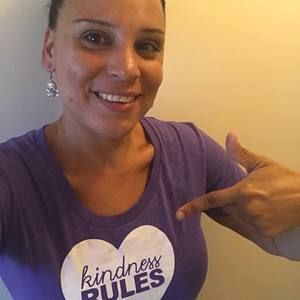 Meet your Posher, Michele